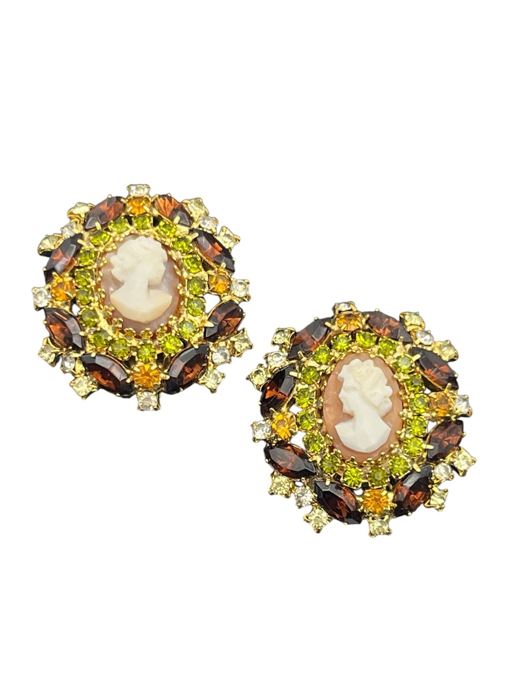Hobe cameo rhinestone gold tone vintage clip on earrings green brown